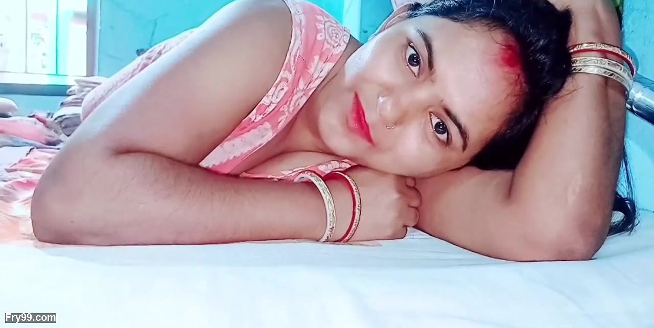 Delhi girl full fun in Her house with her boyfriend