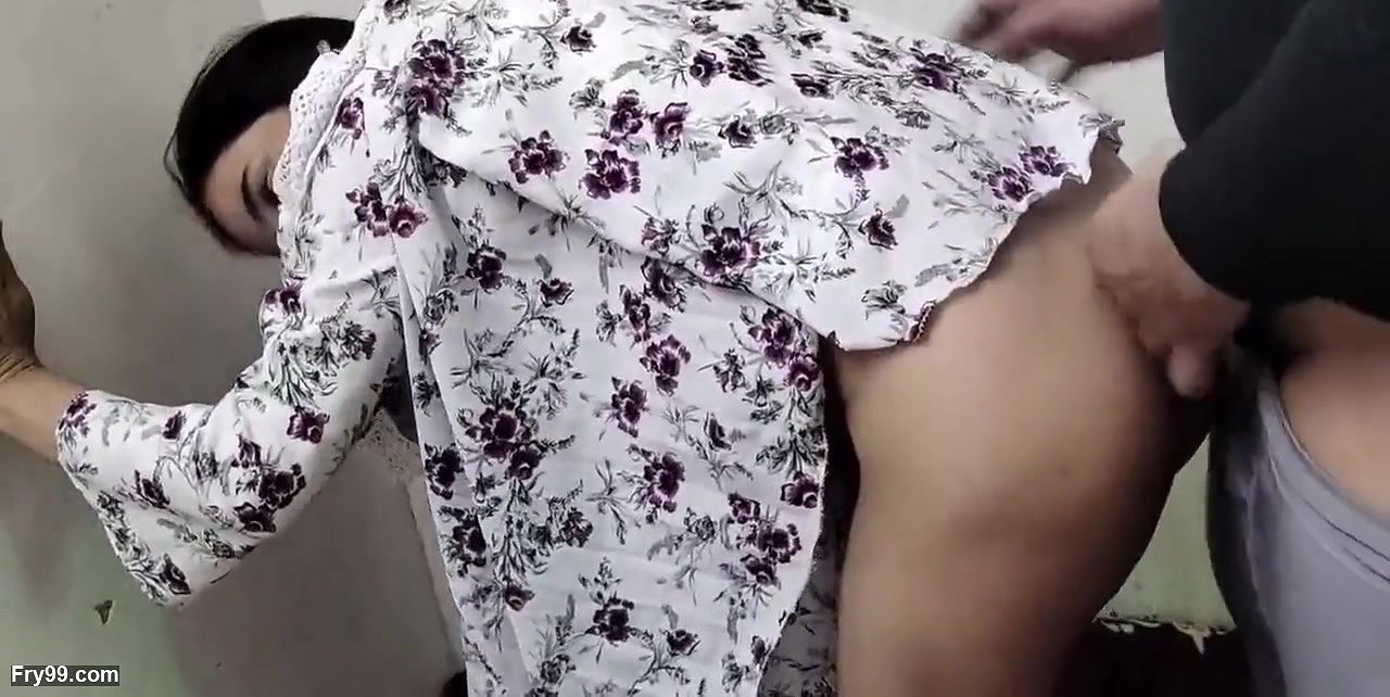 Cute Step sister ko chod kar pregnant kar diya