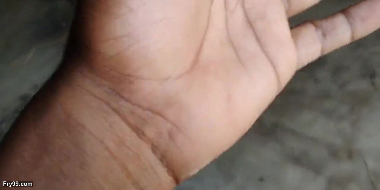 Ami Jan Ko Ghar Me Bohat Maje Se PeLa Achha Laga