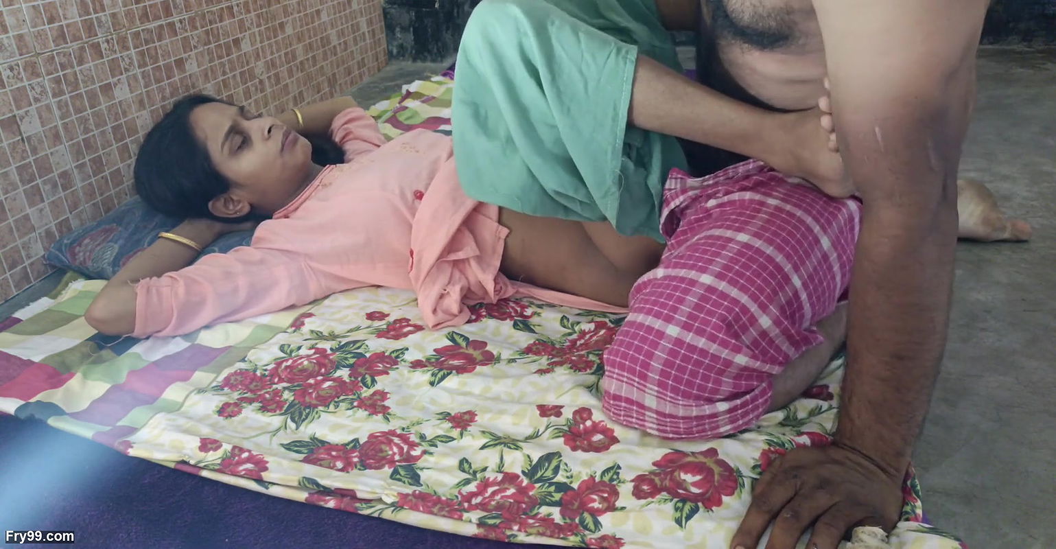 VILLAGE NEW WIFE SEX AT HOME FREE TIME