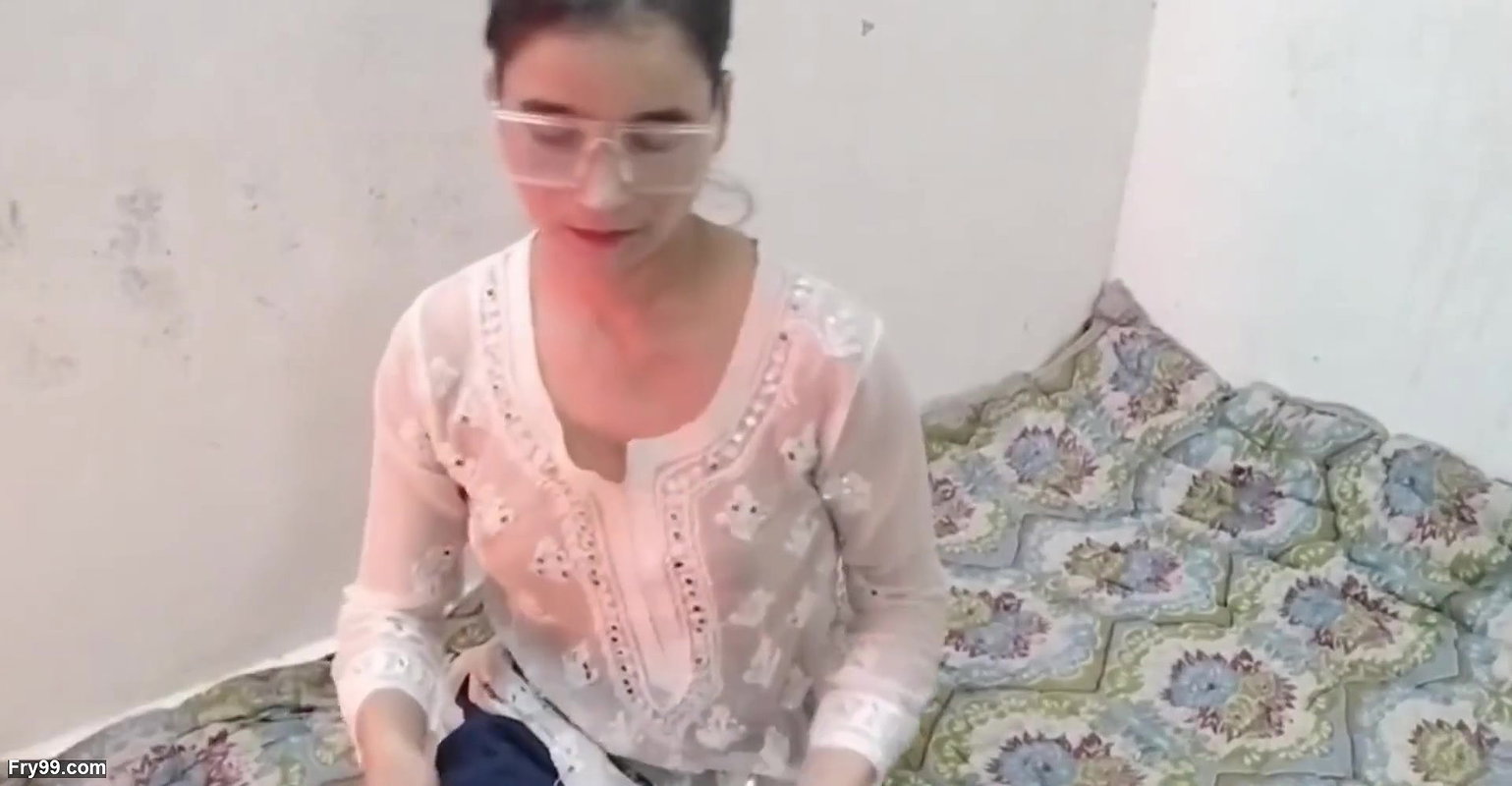 Step father ne meri jawani dekh kar jabar dasti chut mari