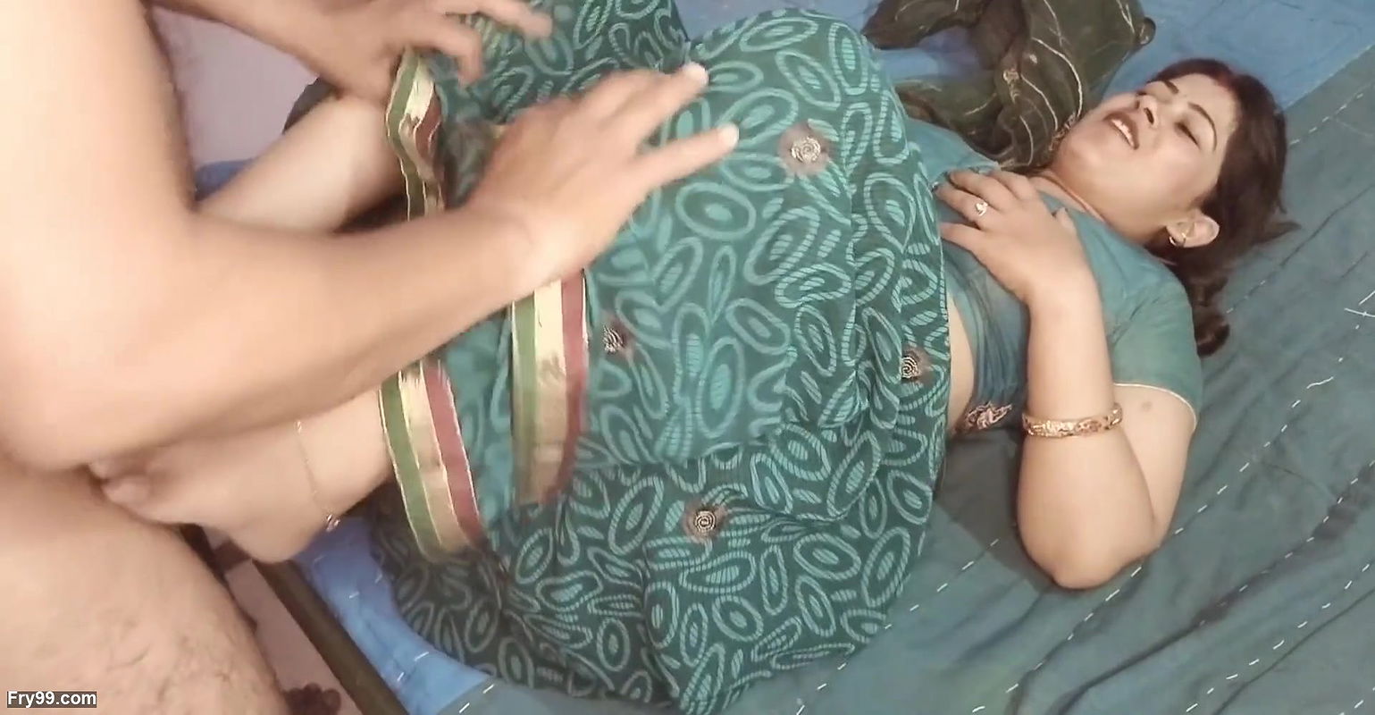 Indian girlfriend fucked by lover before her marriage