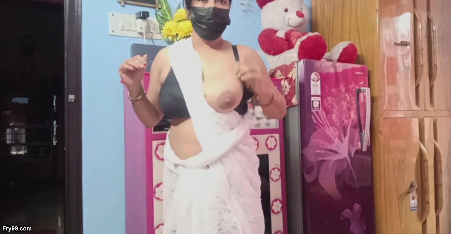 Horny Indian Aunty with Big Tits Changes Saree and Plays with Hairy Pussy, Mature Mom Fantasy