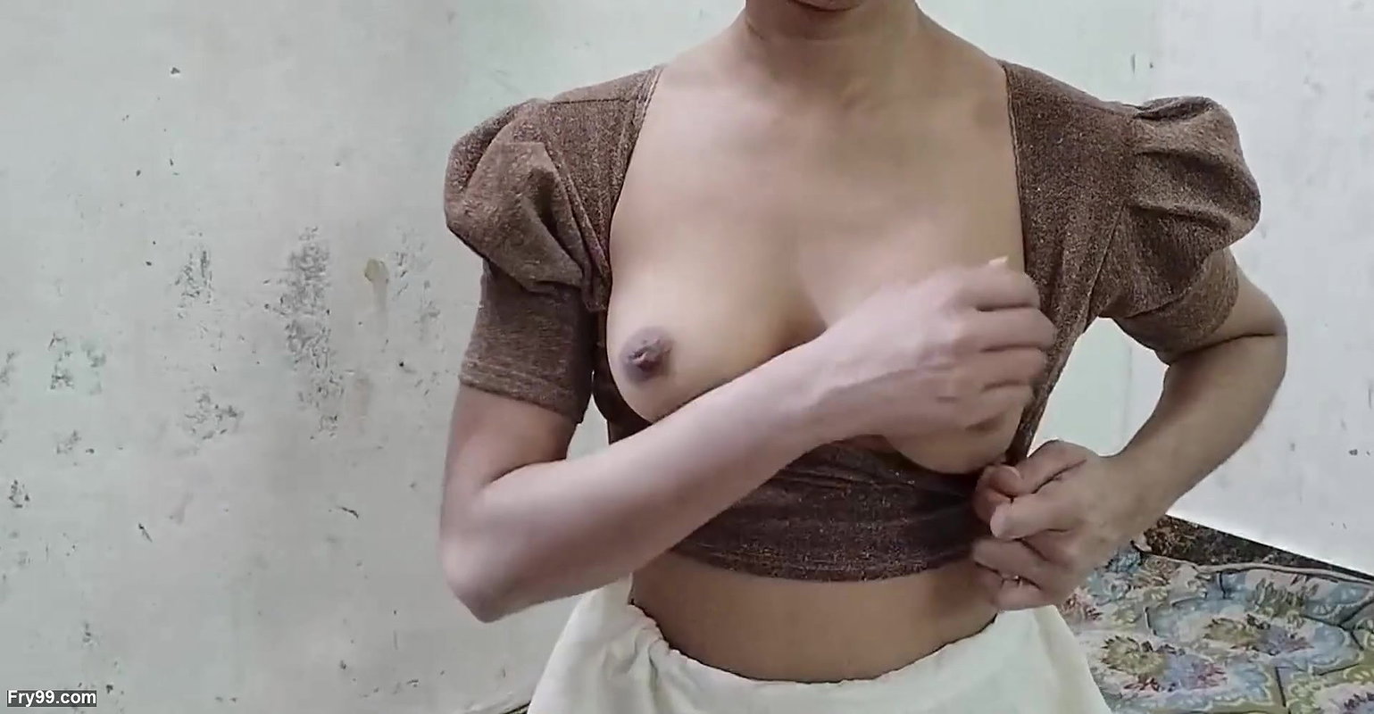 Doctor ne meri jawani dekh kar jabar dasti pela