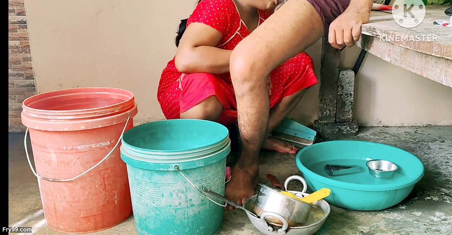 Desi Mommy By Boy In Bathroom