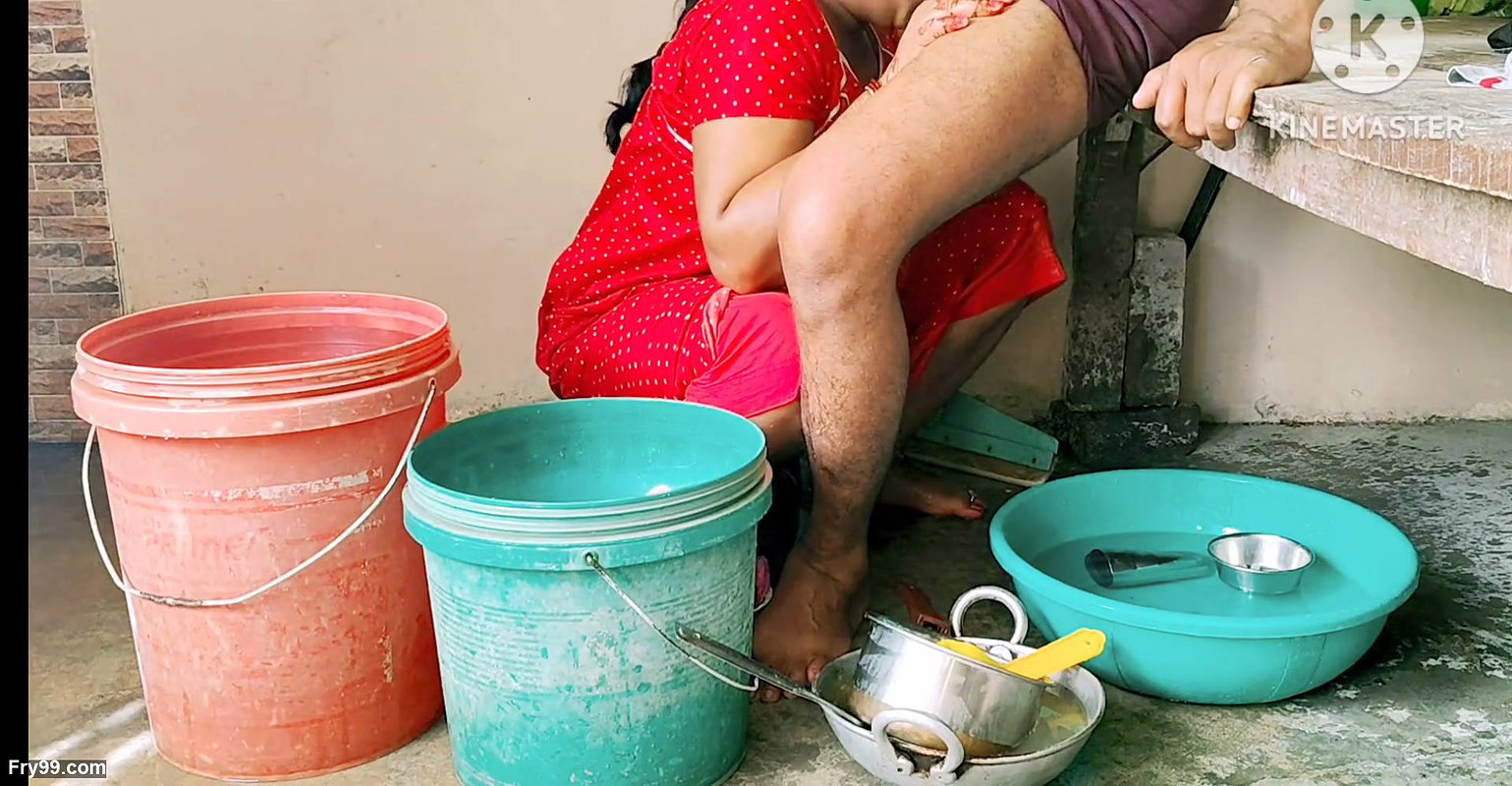 Desi Mommy By Boy In Bathroom