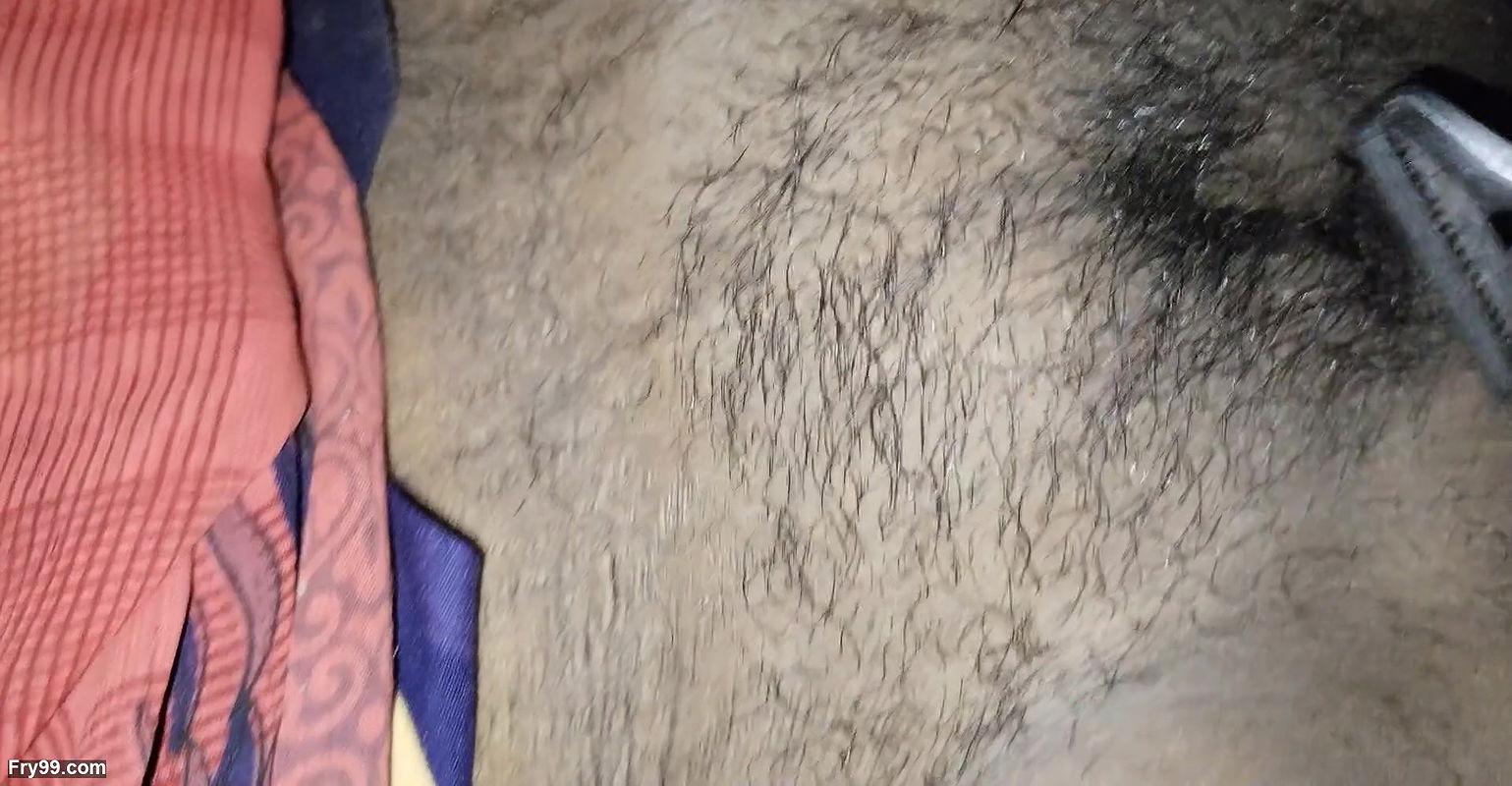 Des Indian wife shaving pusssy