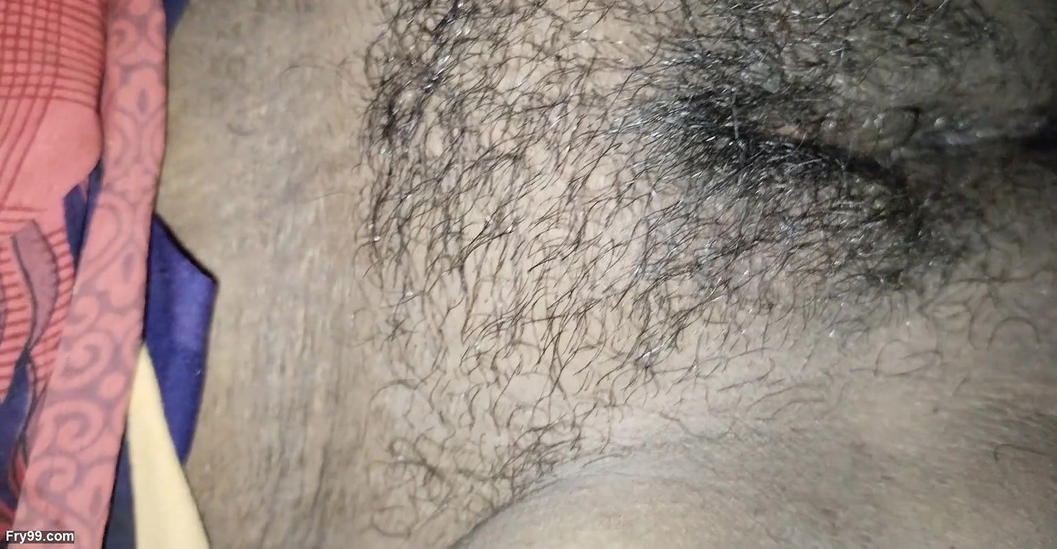 Des Indian wife shaving pusssy