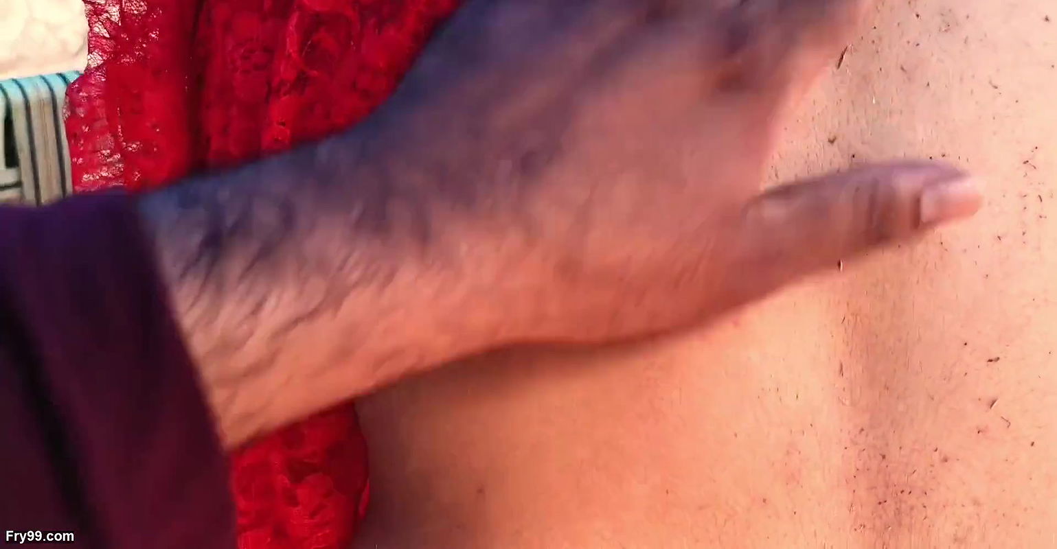 Cum inside hot Indian Village aunty, fucked by stepson in field hot desi Hindi sex video