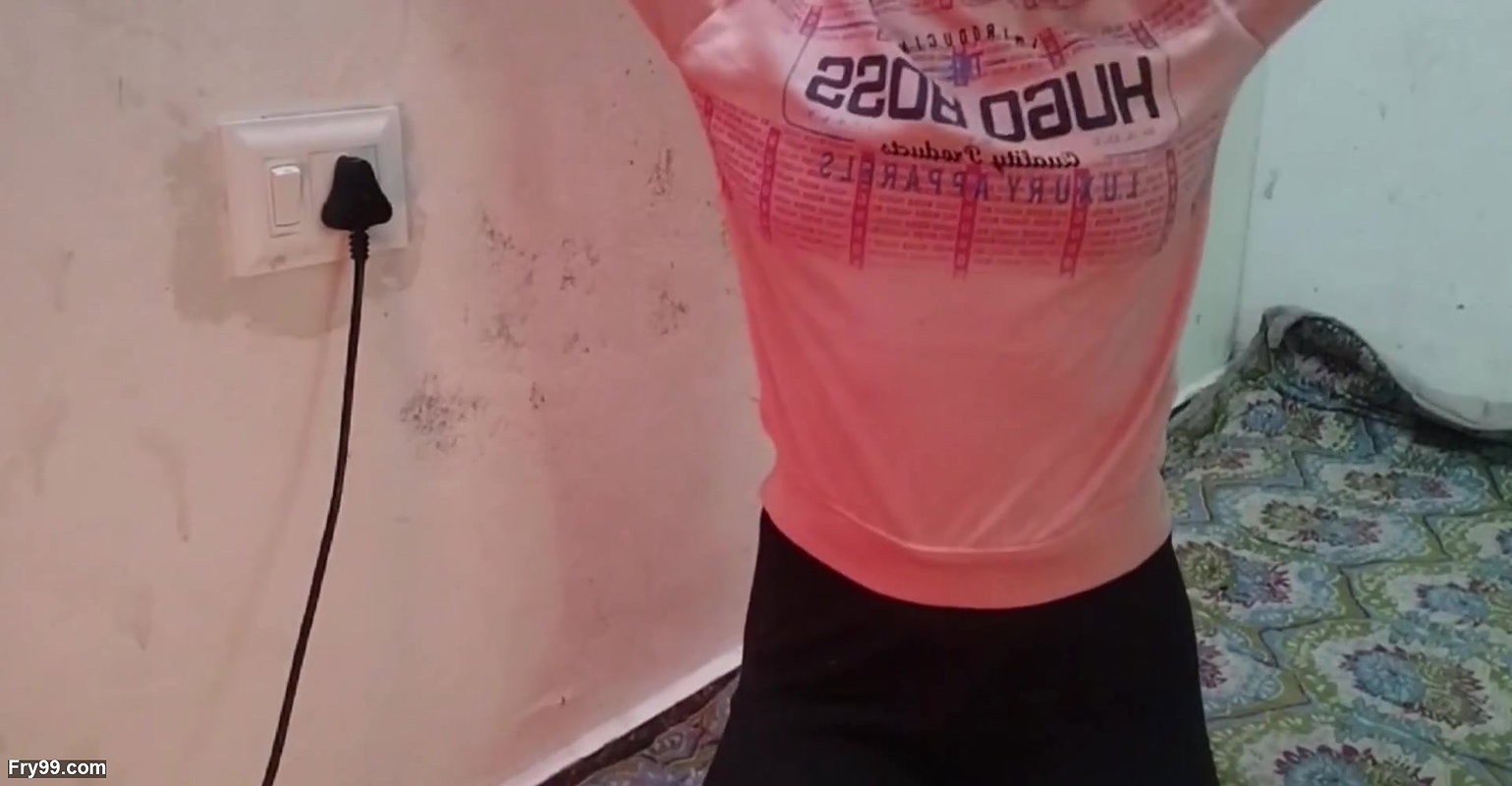 Chachi ko chod kar jabar dasti doodh nikala