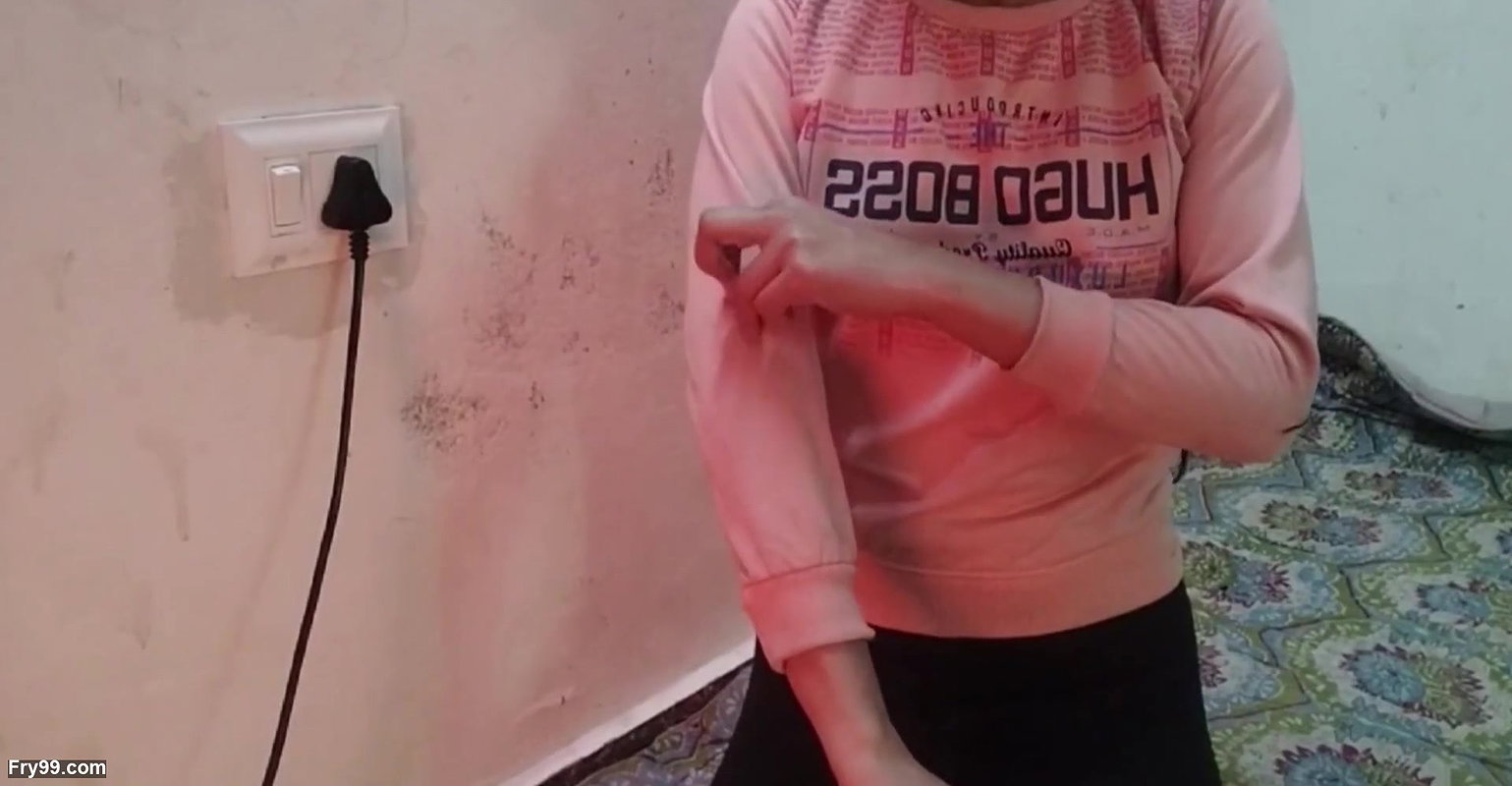 Chachi ko chod kar jabar dasti doodh nikala