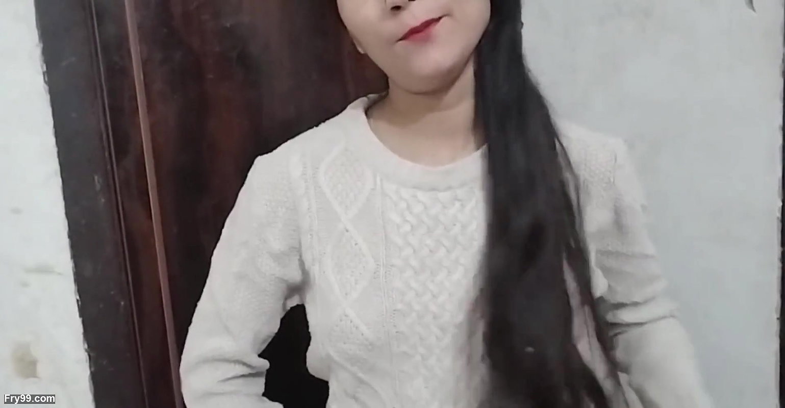 Boyfriend ko ghar par bulakr chudi