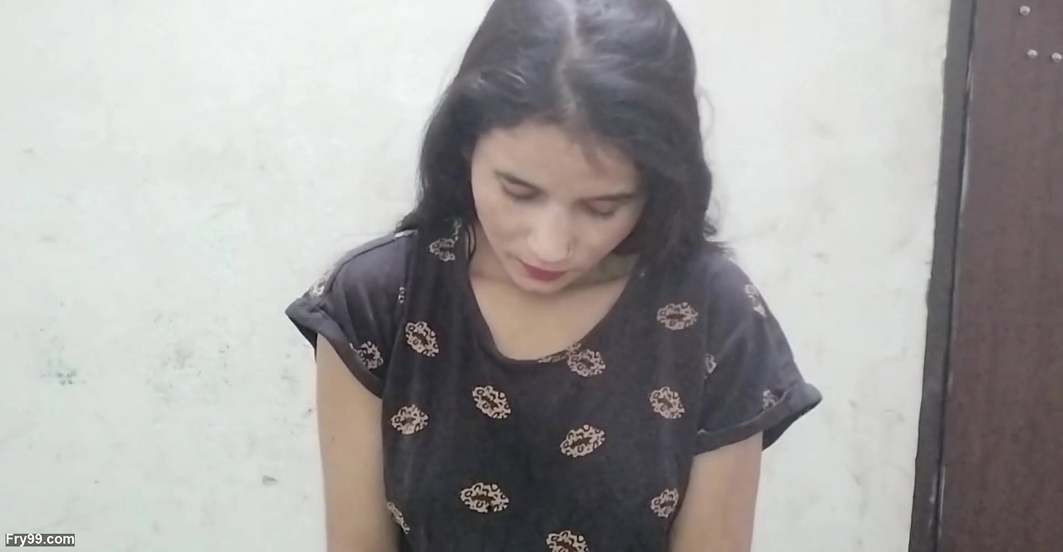 Bhabhi ko chod kar bur faad diya