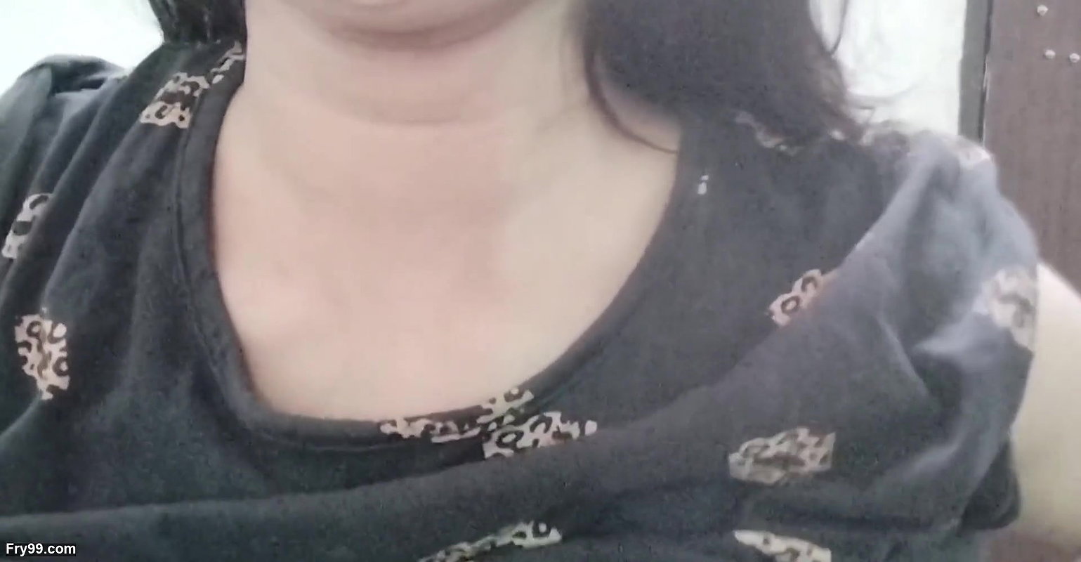 Bhabhi ko chod kar bur faad diya