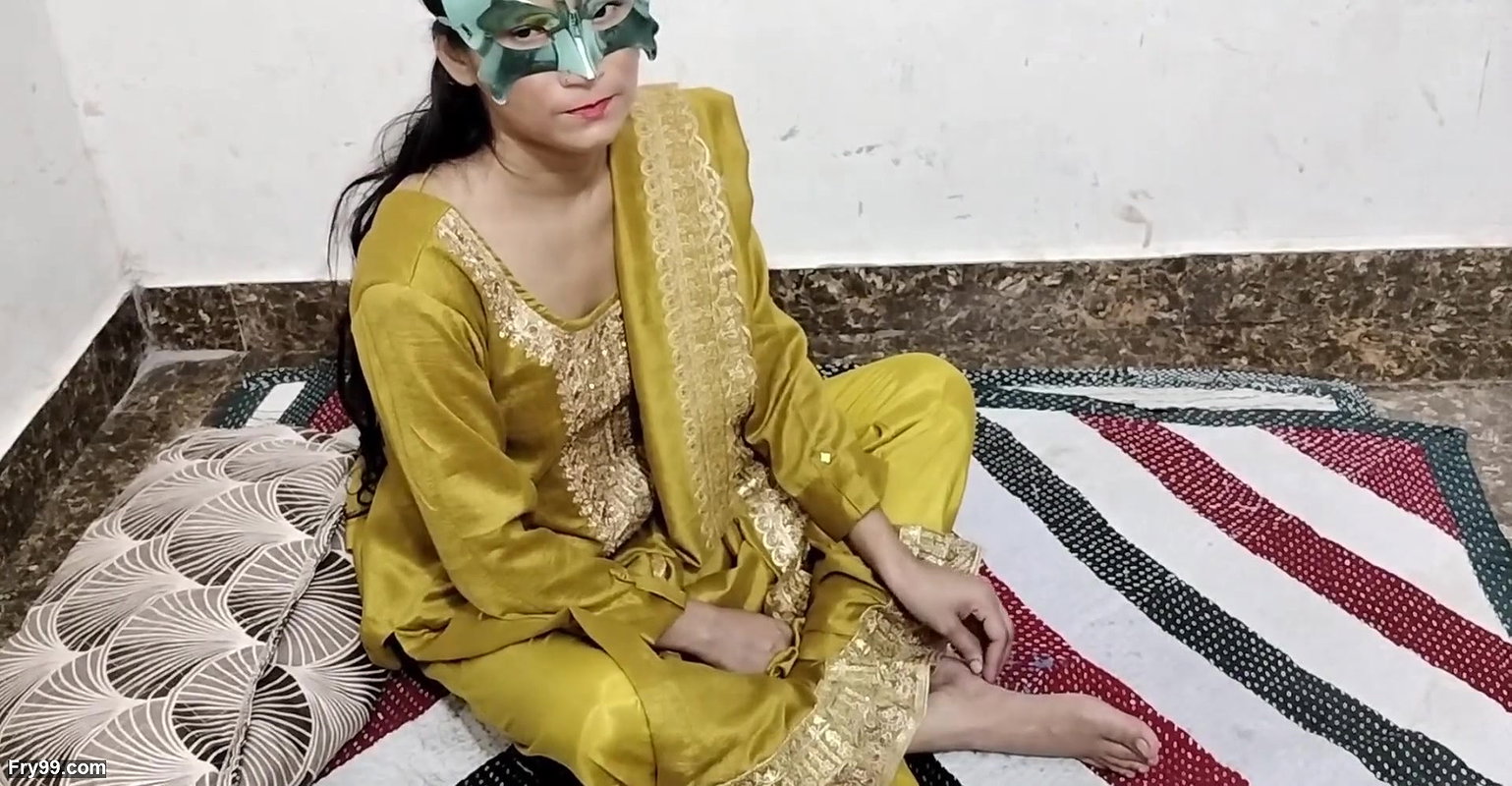 Bhabhi ko akeli dekh kar dever ne Jabar dasti chod diya