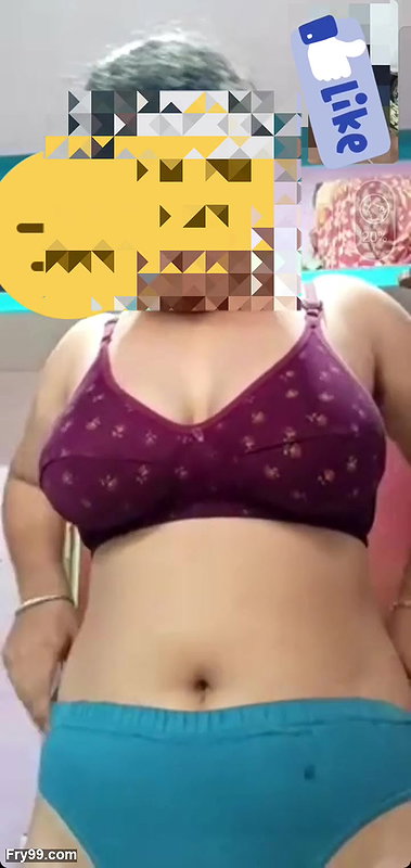Bengali college girl Nude video Part 01 clear audio