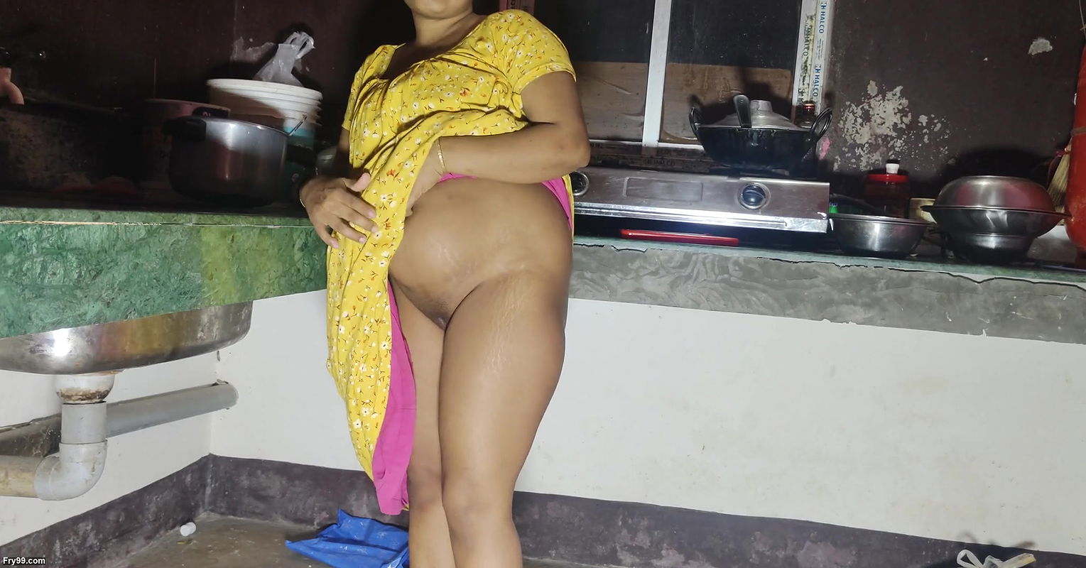 LOCAL VILLAGE BHABHI SEX IN KITCHEN PART 2