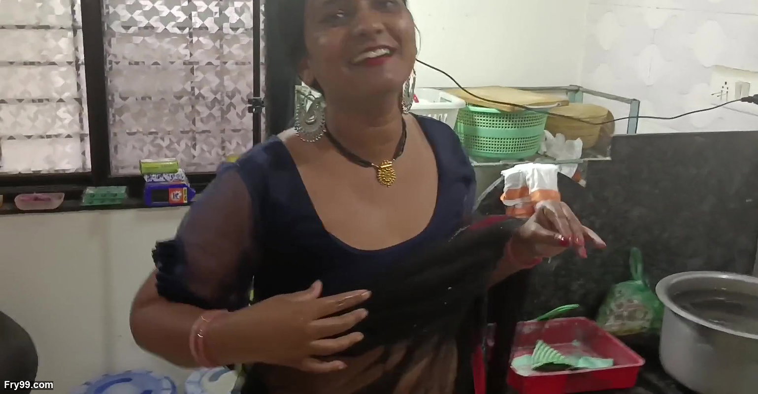 Desi indian sexy kavita Vahini fuck with husband’s brother in kitchen