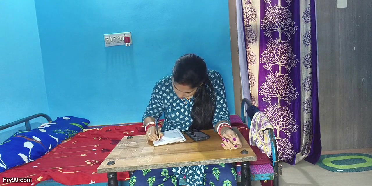 Sexy indian girl boobs sucking boobs press with her boyfriend