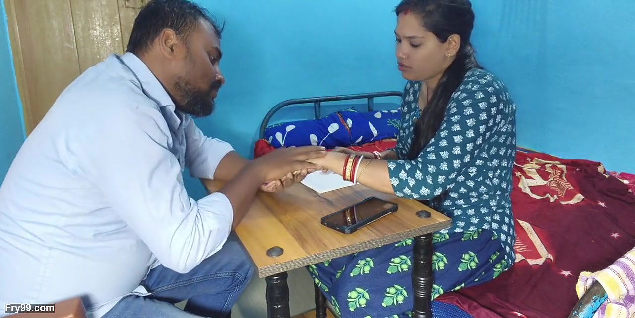 Sexy indian girl boobs sucking boobs press with her boyfriend