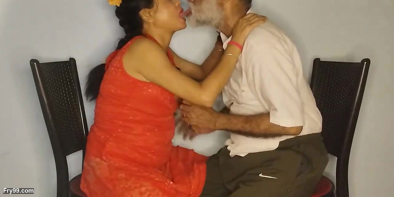 Romantic hot video lip kissing sucking foreplay her step sister in-law hot nipple boobs