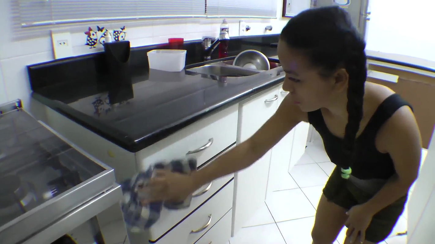 Giant vs extra mini girl domination – Ana Claudia And Mini Mi