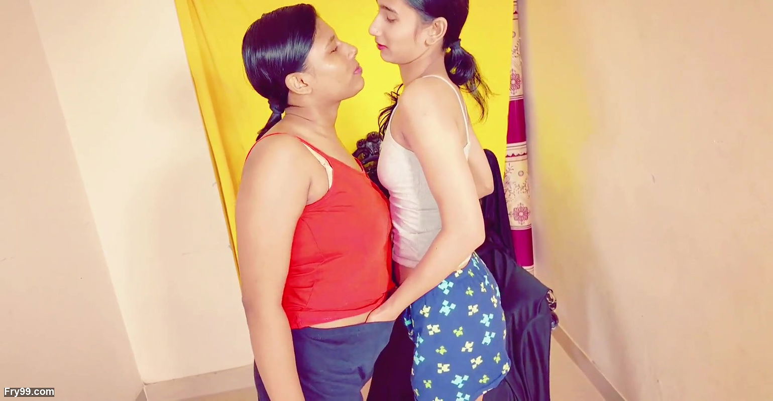 lesbian two girls double cumshot, 2025