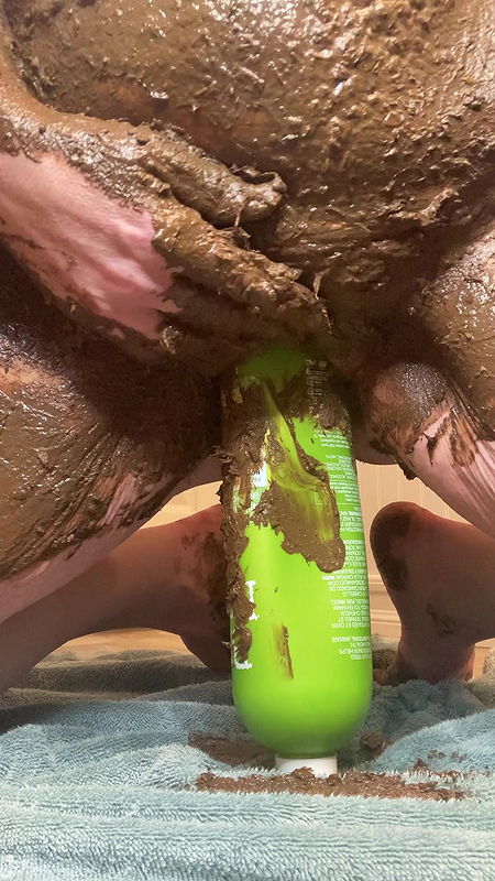 Allura Poop Covered fucking a Big bottle