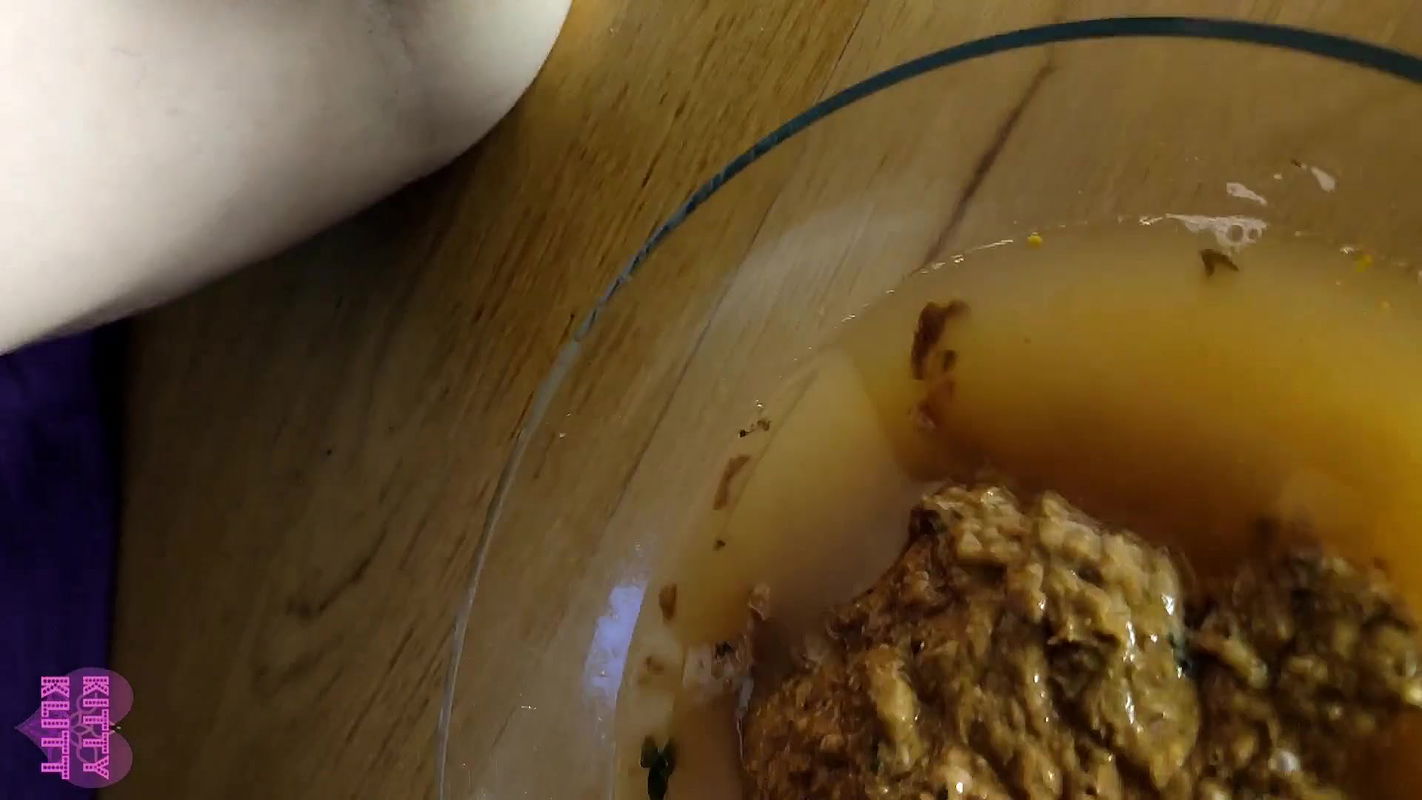 Kitty Skatt Holding it so long it hurts