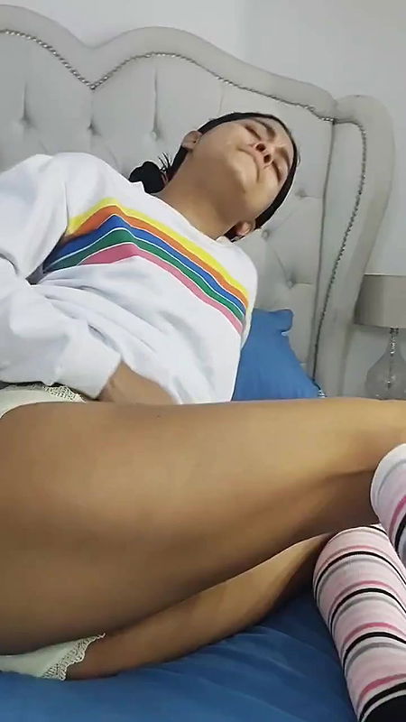 lauracolin stinky farts