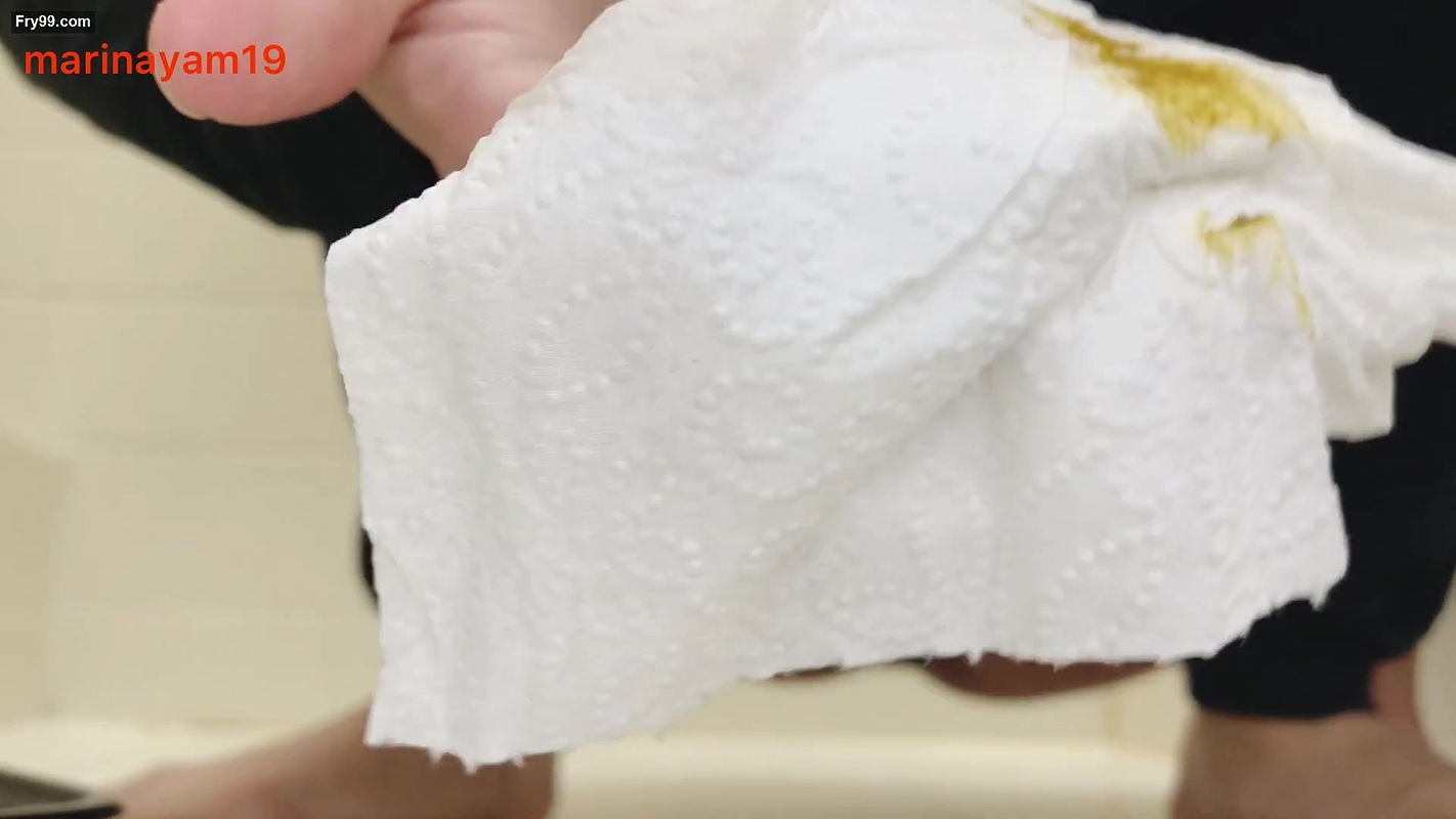 Marinayam19 Double packing shit + toilet poer