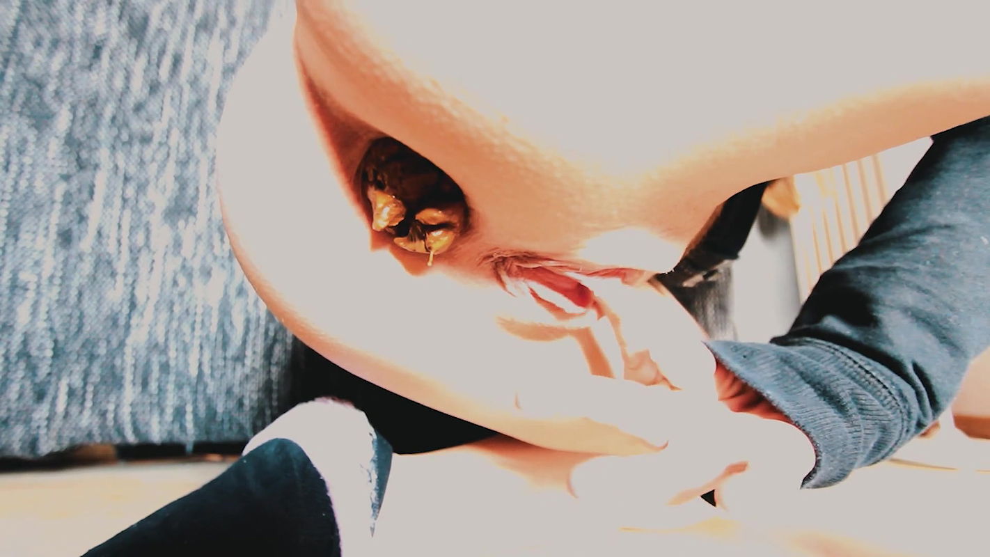 MiaRoxxx 132. Too much brightness