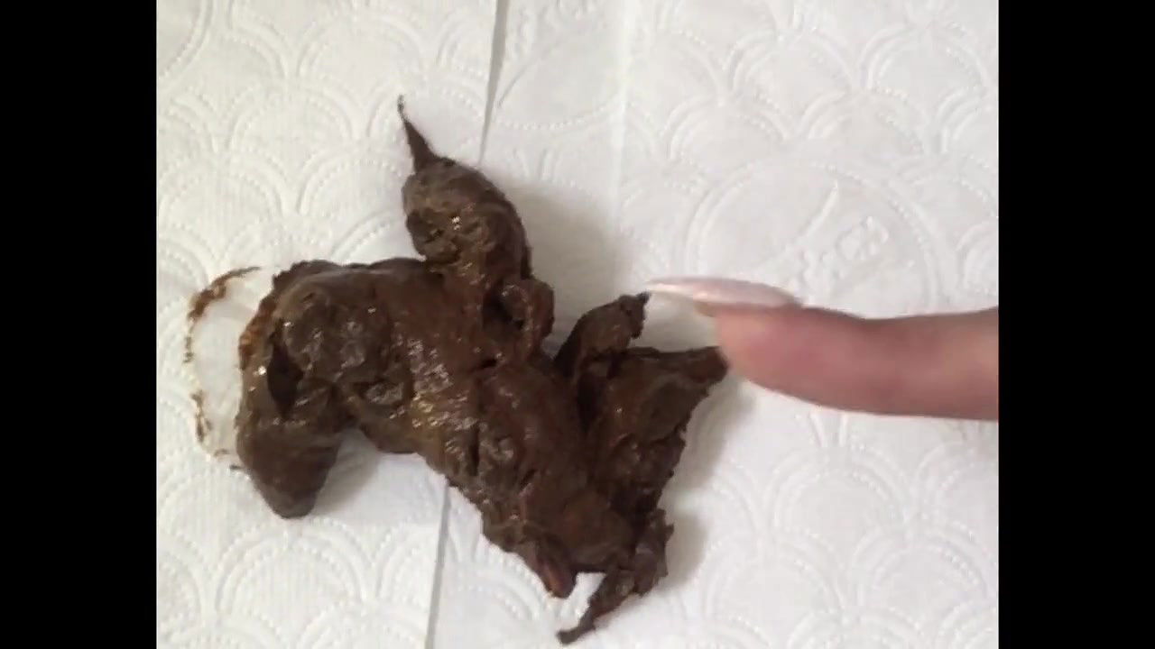 MissJuliaTaylor Mistress Julia Taylors Morning Poop