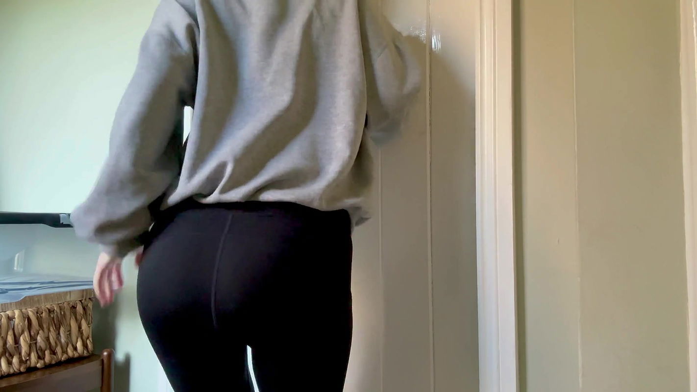 Naughtygirl1993 Locked out of the bathroom