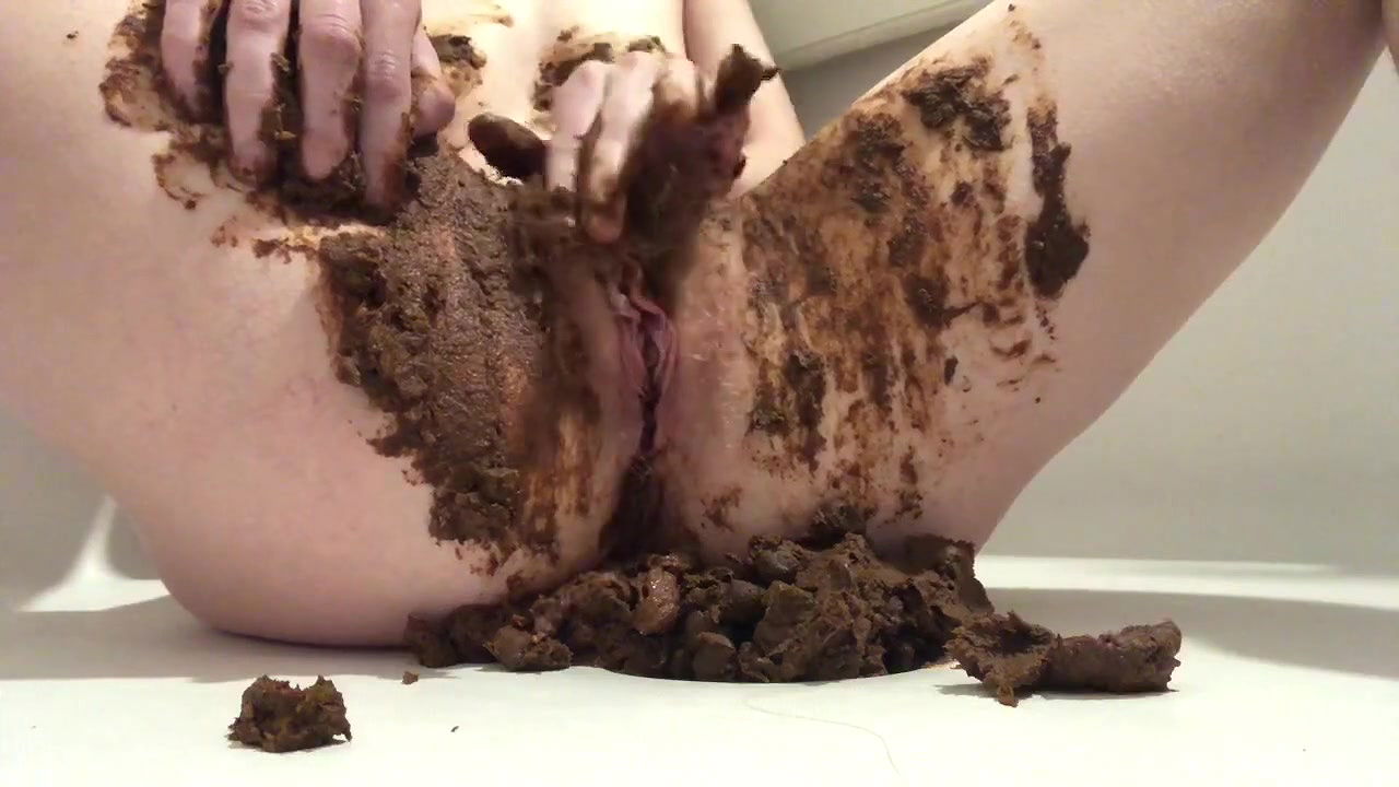 RubyPrincess Scat Play