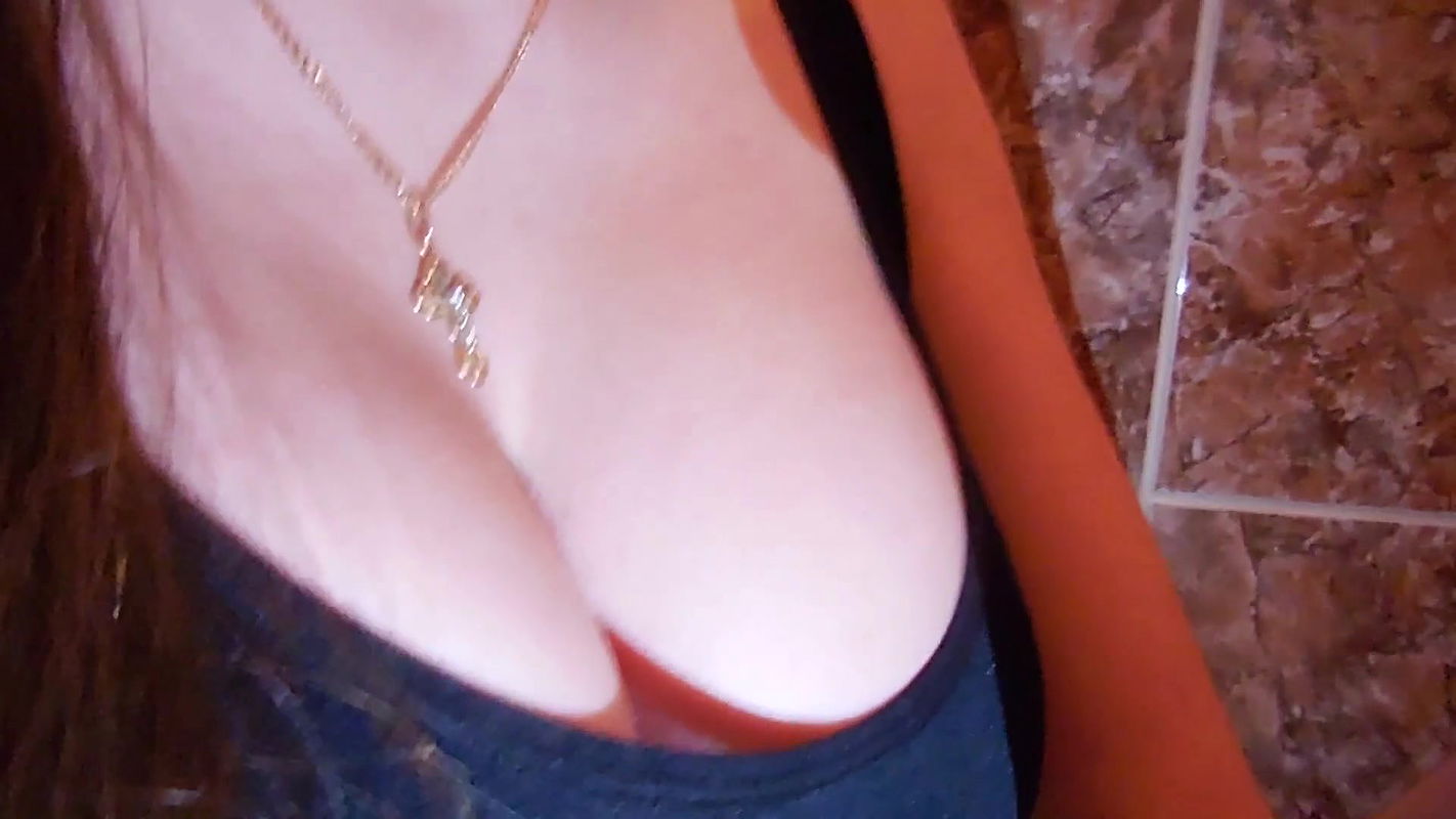 Valleo Big shit with pressure