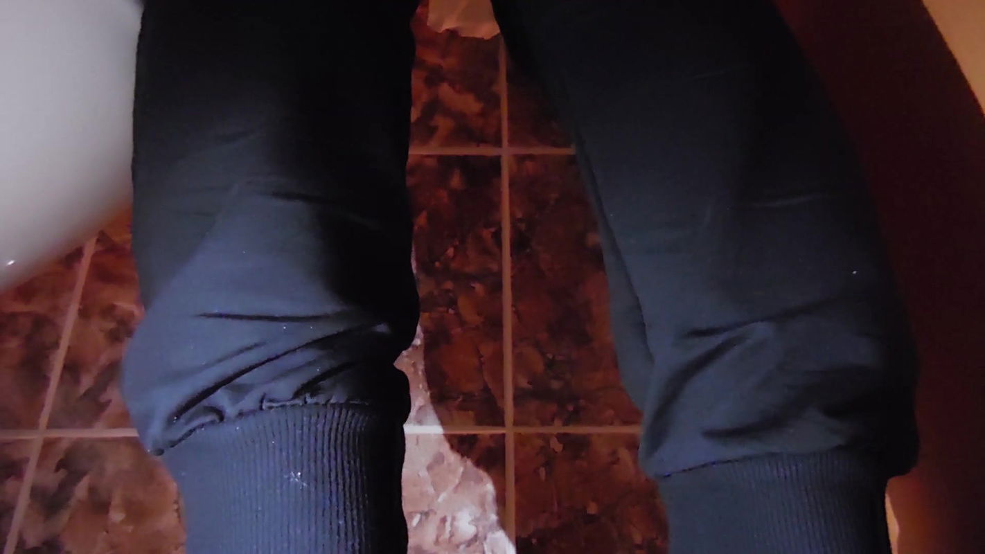 Valleo Big shit with pressure