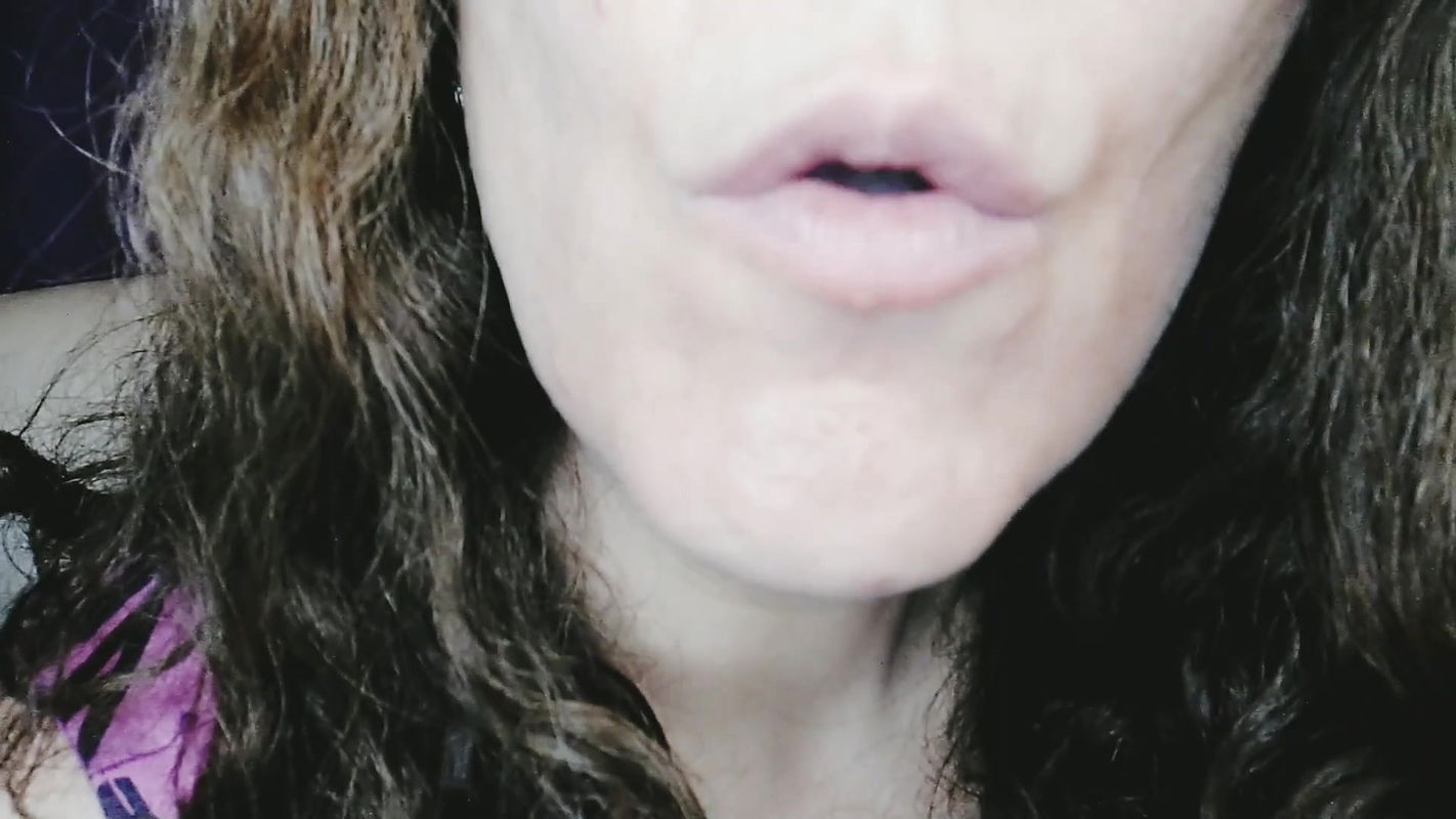 Xiomara Fox Fetish Queen Watche me eat and shit