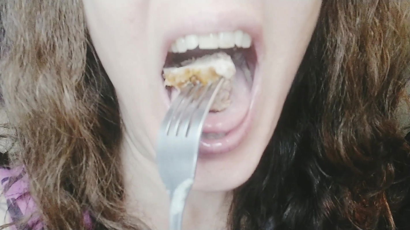 Xiomara Fox Fetish Queen Watche me eat and shit