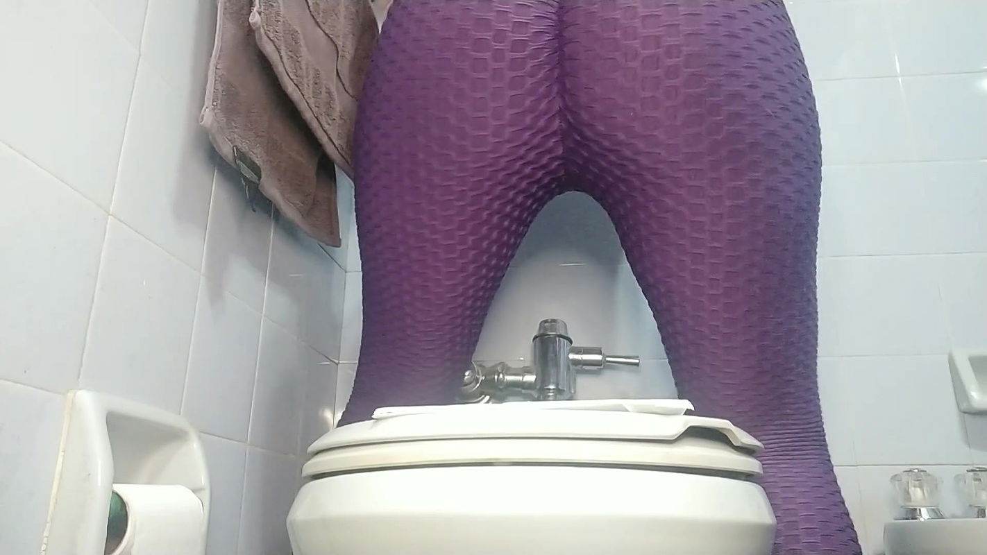 Xiomara Fox Fetish Queen Watche me eat and shit