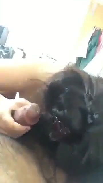 Desi cute girl suck her bf dick