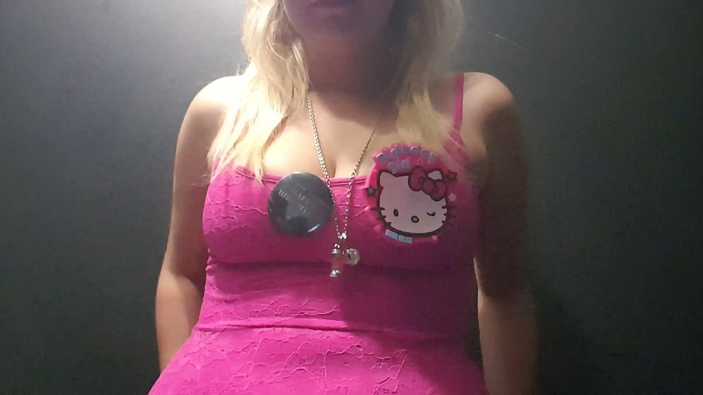 Dolly Birthday Pissing