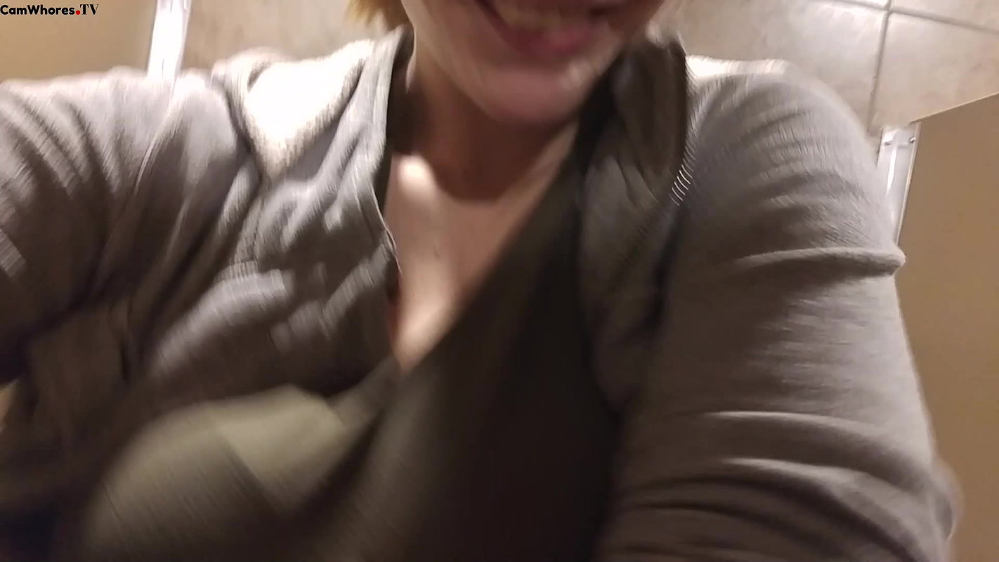 ughty peeing in a casino bathroom fun