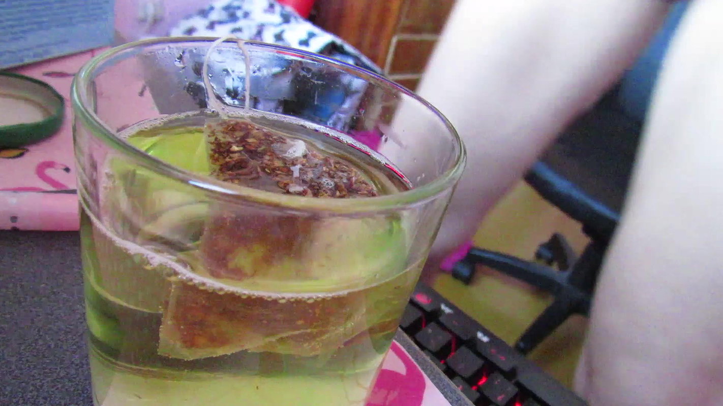 teblonde How to make hot pee tea