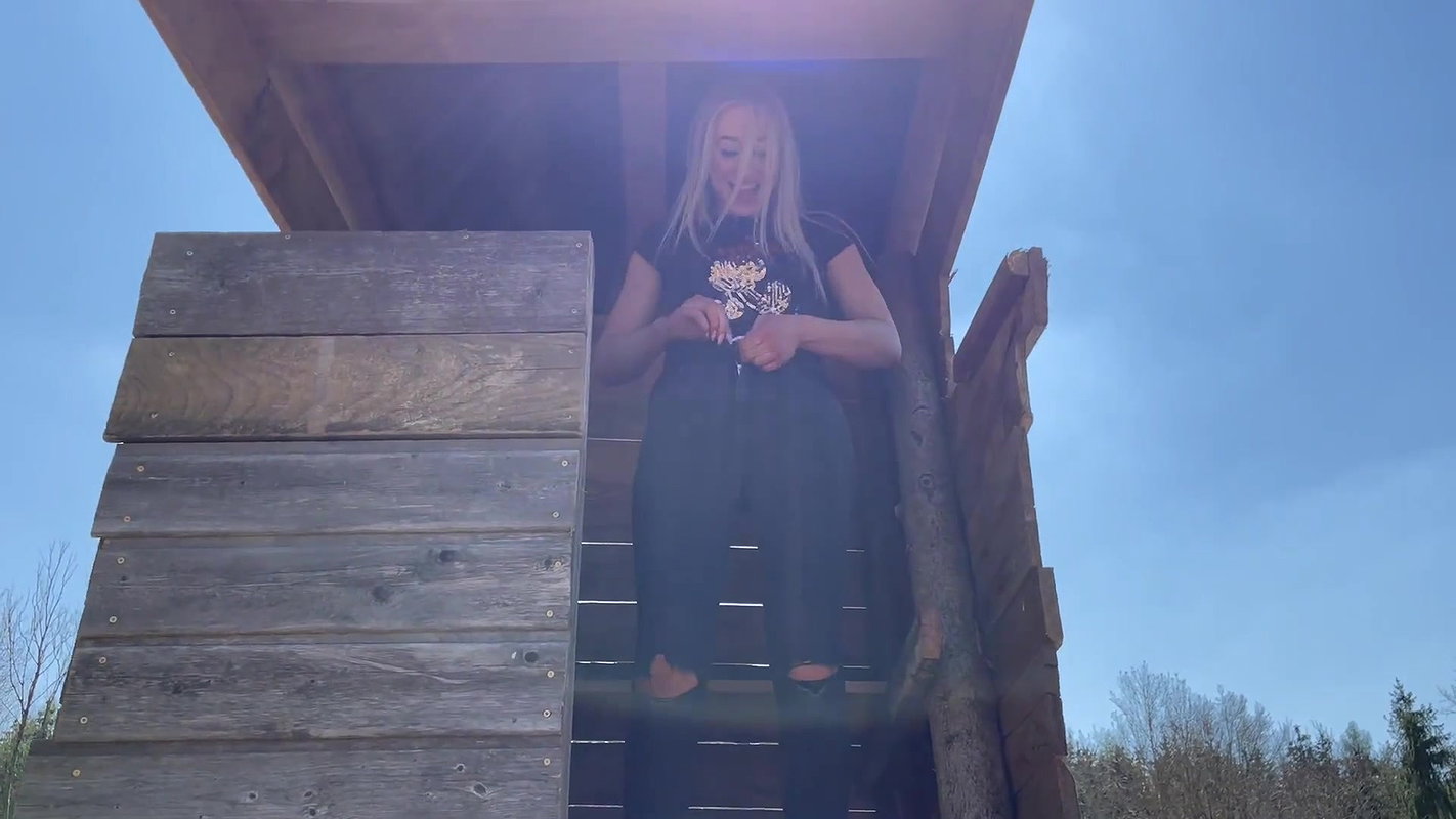 rny girl ses boldly everywhere