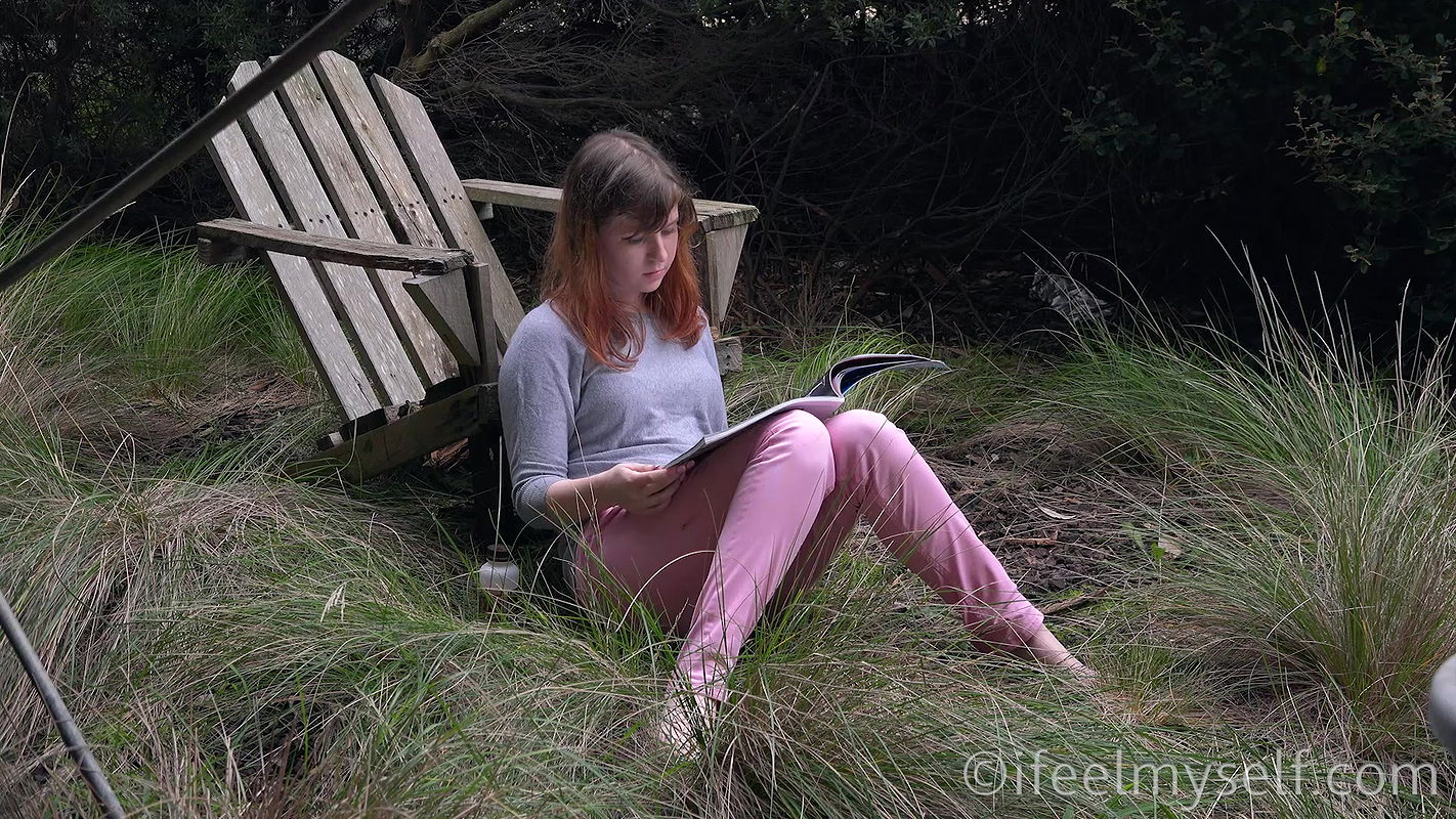 ploratrice by Kate B Ifeelmyself