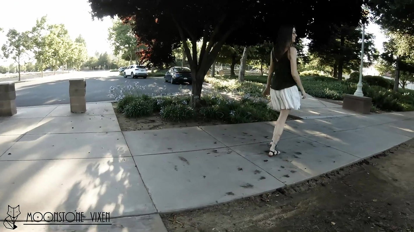 onstone Vixen Whire Skirt Loose Top Public Fun