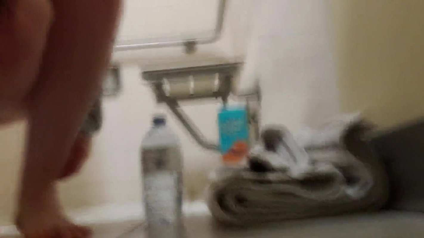 nding Piss And Shower At The Gym