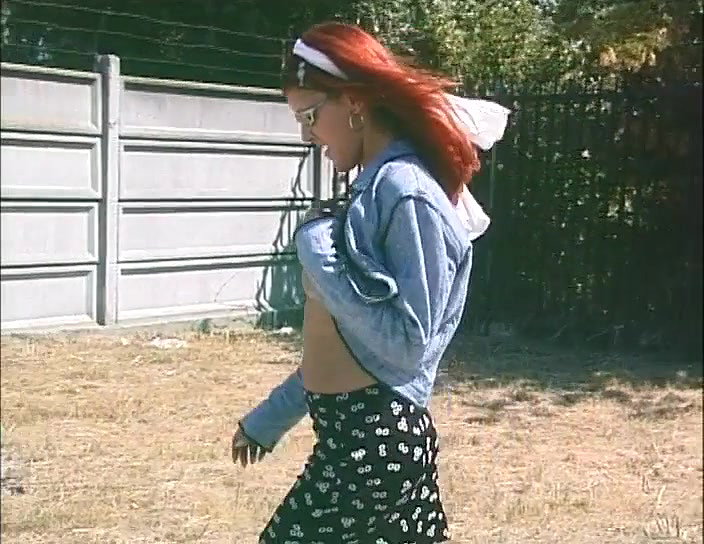 lo Pee Girls Clara Tits
