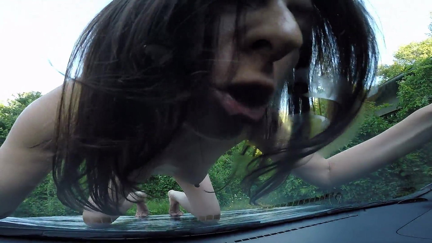 lia Jordan Kissing and licking the windshield
